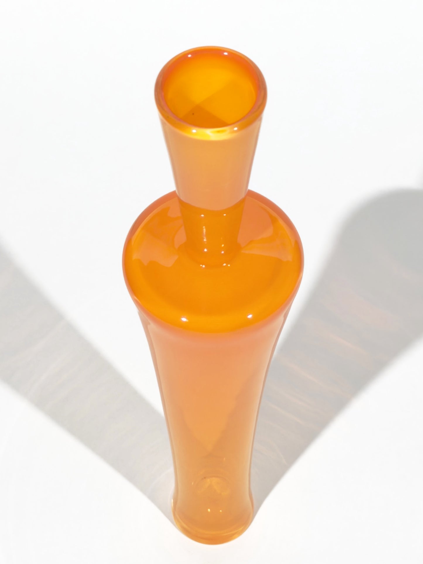 Vase OLYMPE · 31.8 × 7 cm · Léon & Ulysse