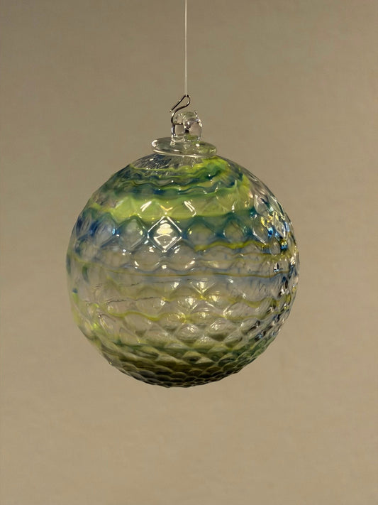 Boule de Noël — verre soufflé, vert-bleu