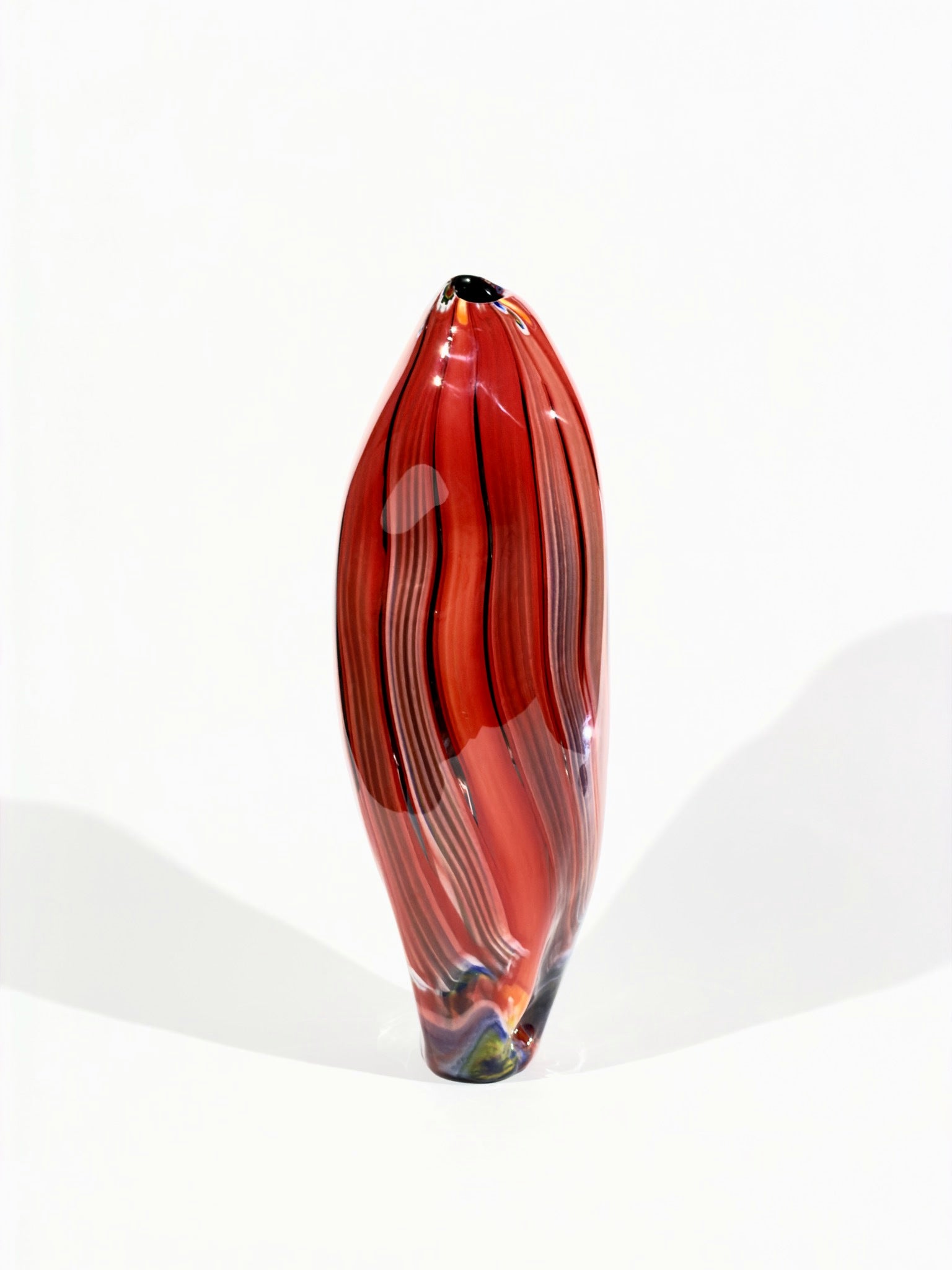 Vase Fragment · 44 × 16 cm · Léon & Ulysse