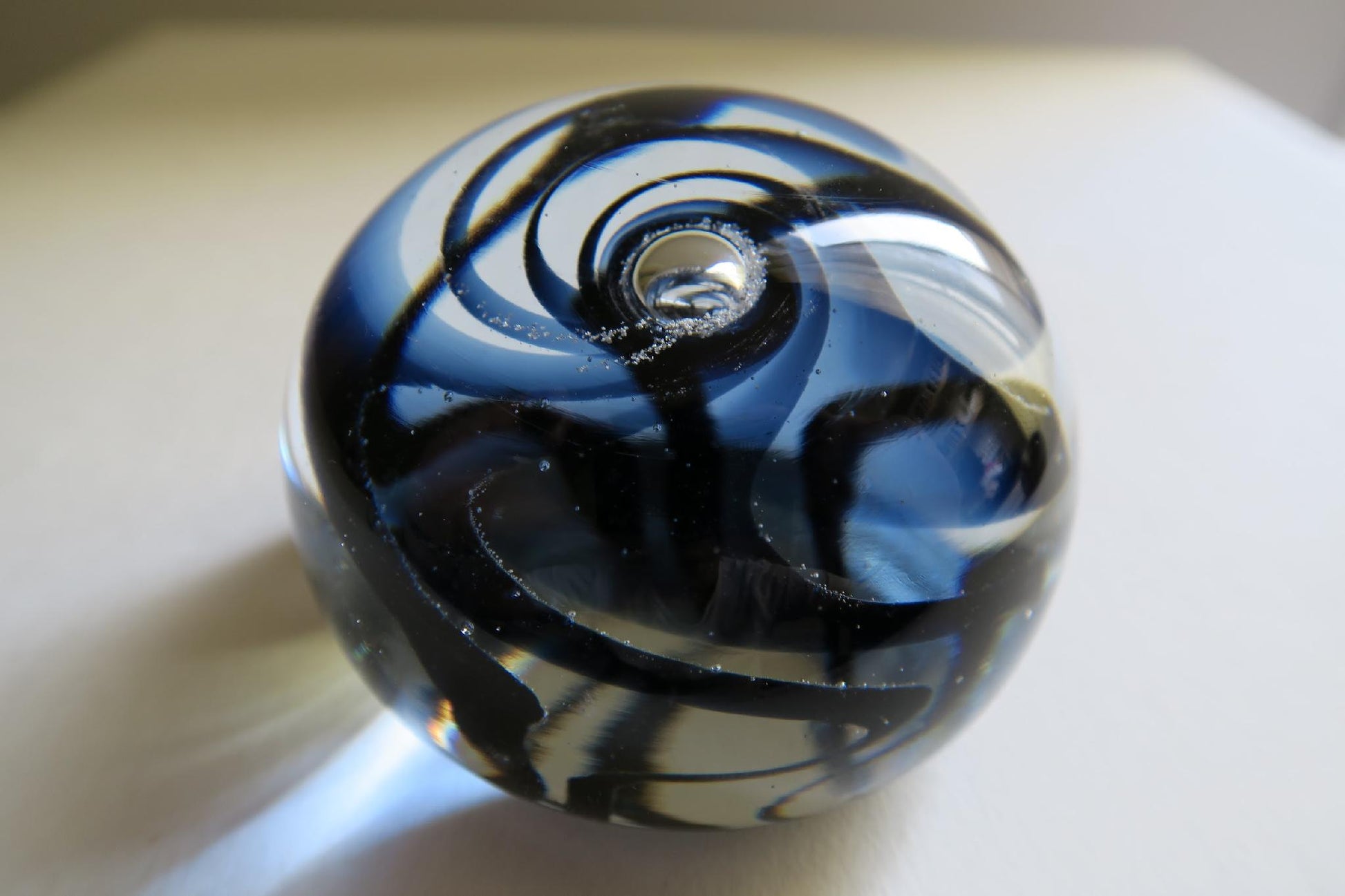 Nébuleuse en verre soufflé — Atelier Léon