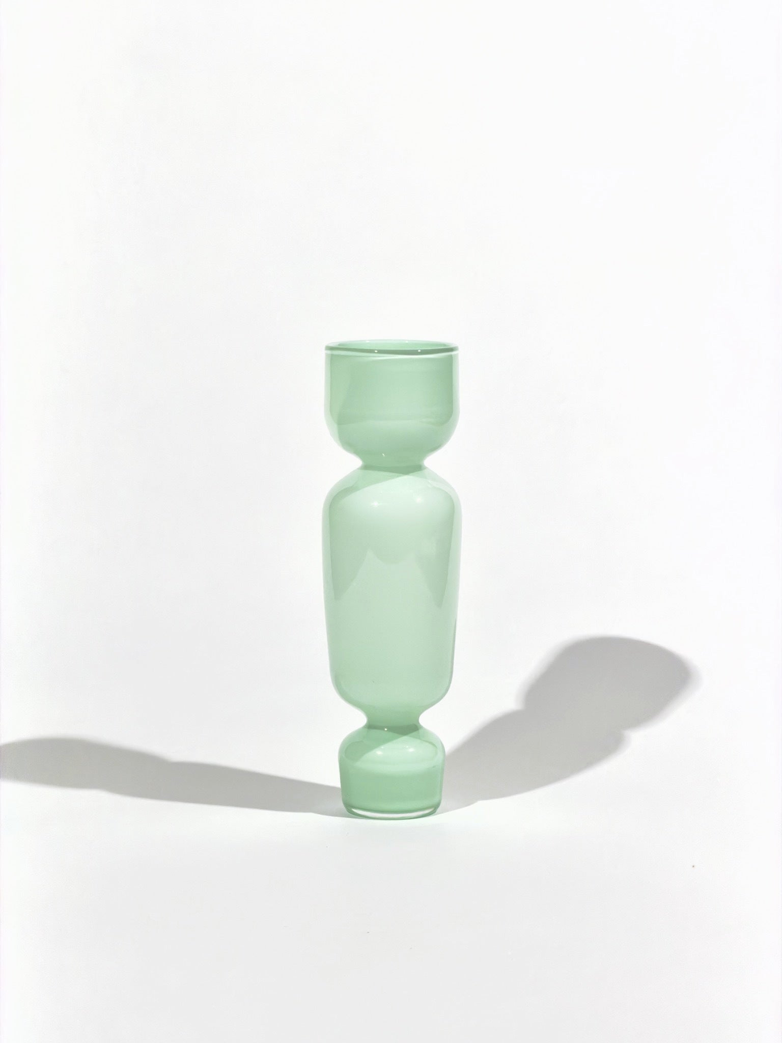Vase OLYMPE · 23 × 7 cm · Léon & Ulysse