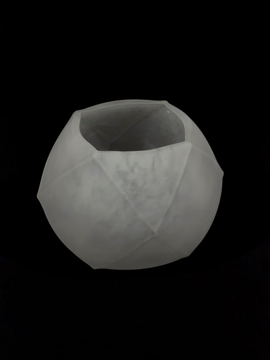 Sculpture Fragment · 14 × 22 cm · Léon & Ulysse
