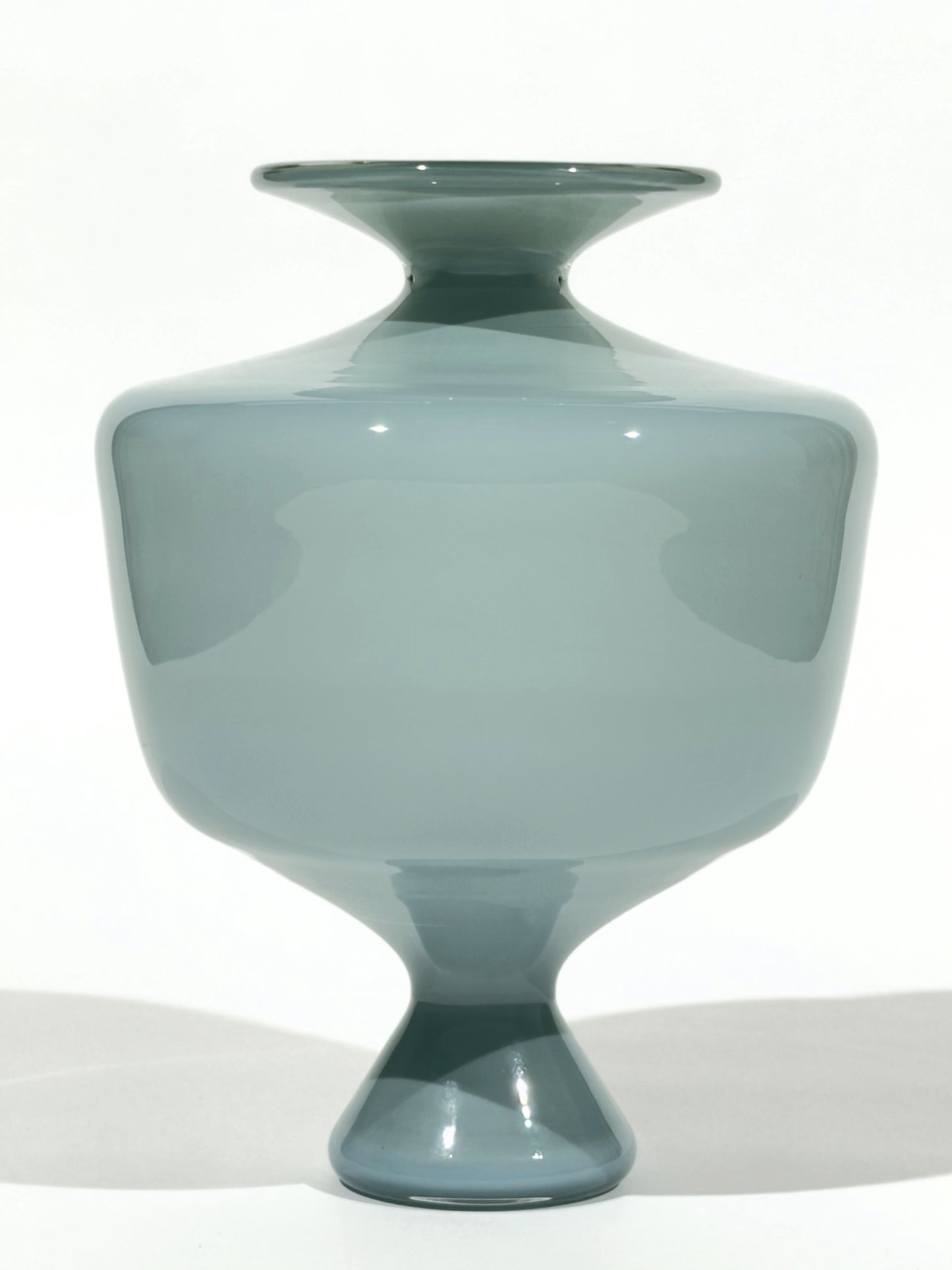 Vase OLYMPE · 22.3 × 17.2 cm · Léon & Ulysse