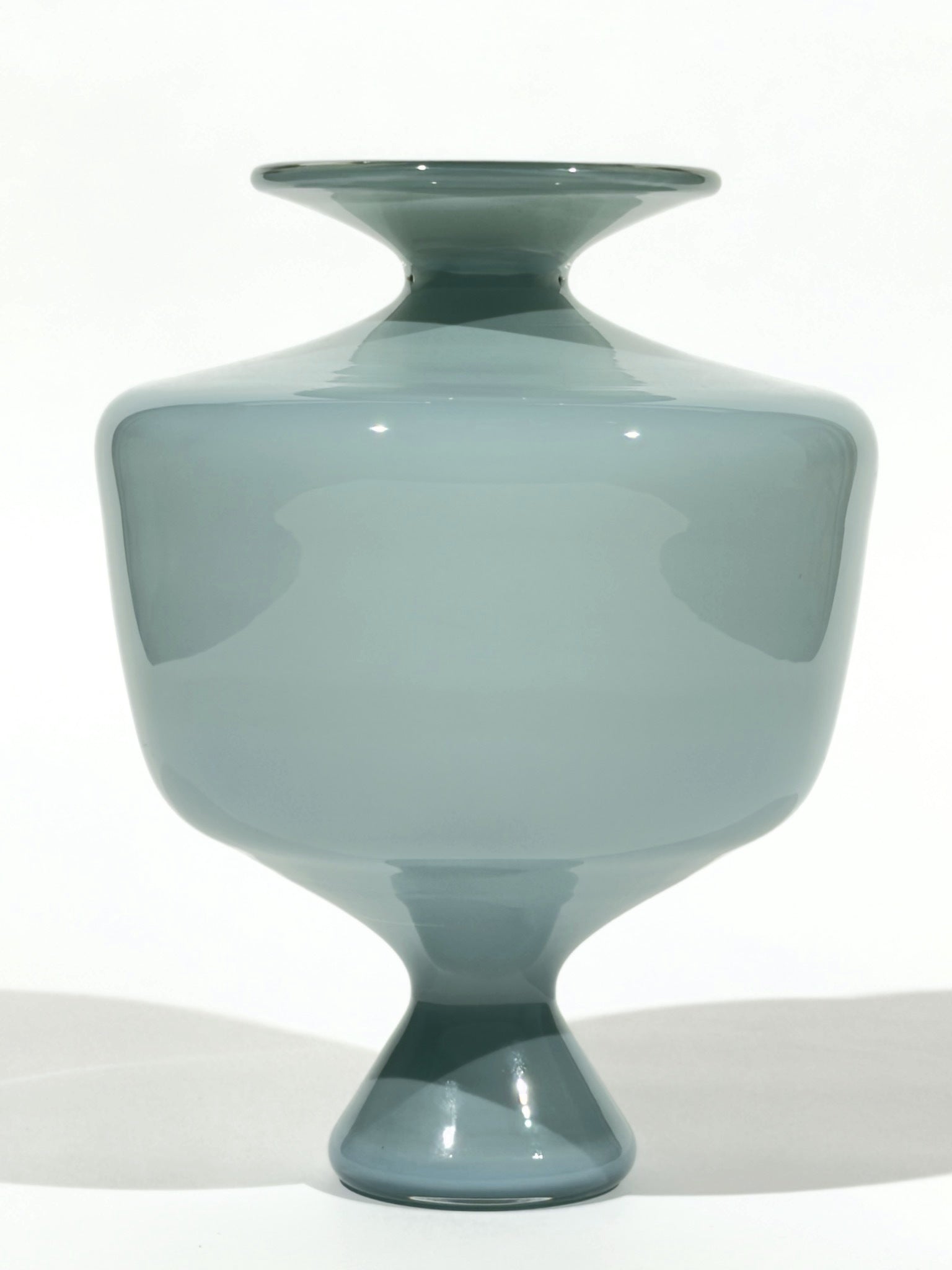 Vase OLYMPE · 22.3 × 17.2 cm · Léon & Ulysse