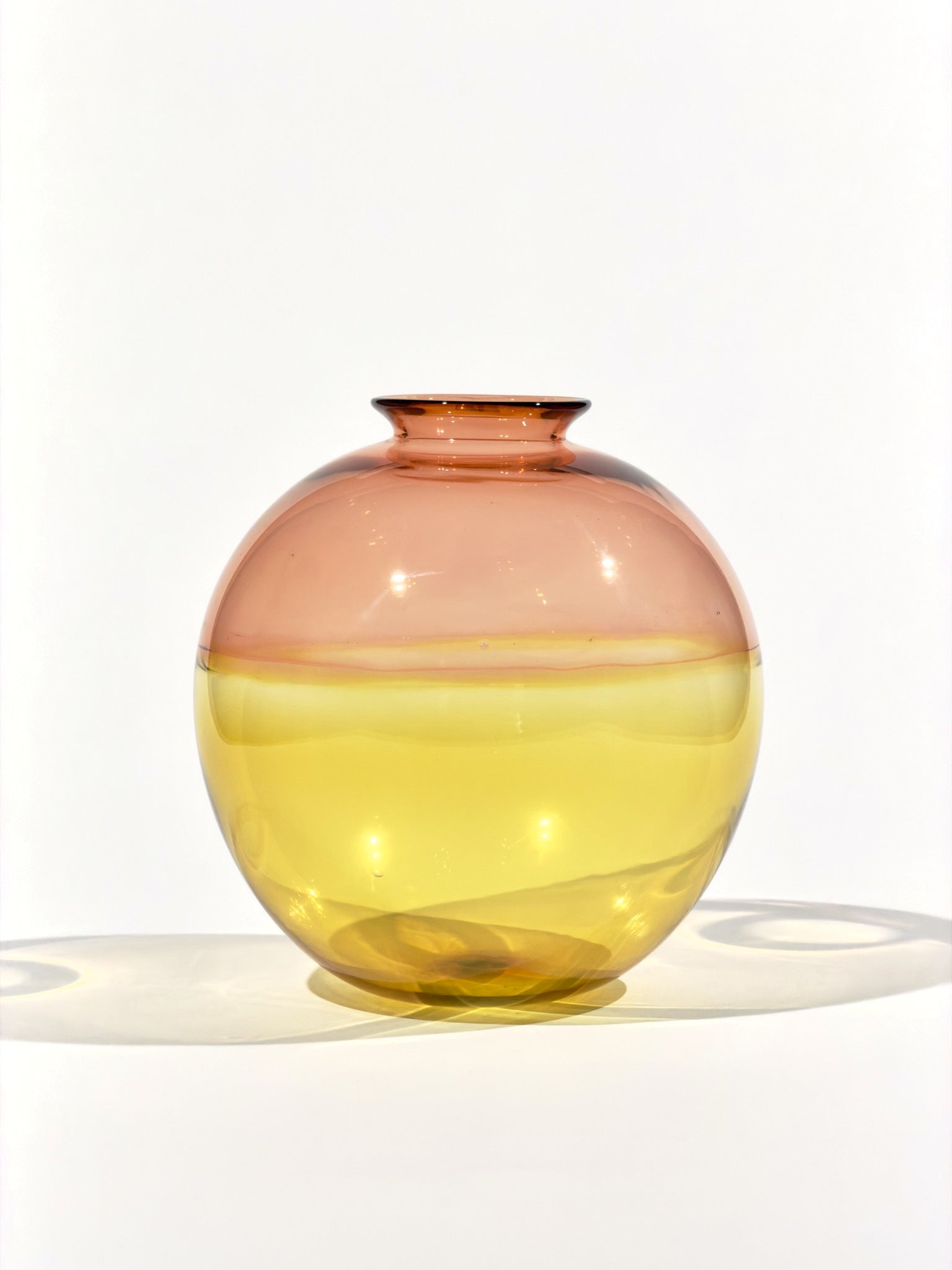 Vase OLYMPE · 21 × 20 cm · Léon & Ulysse
