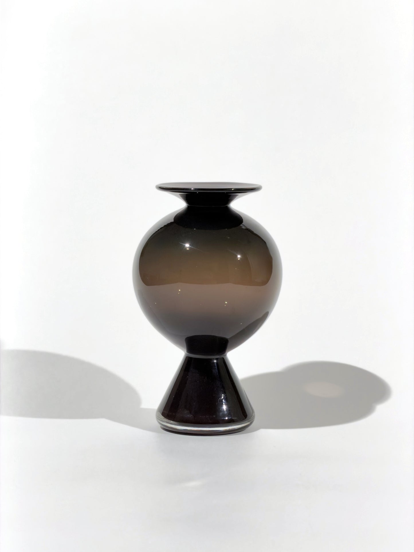 Vase OLYMPE · 18 × 11 cm · Léon & Ulysse