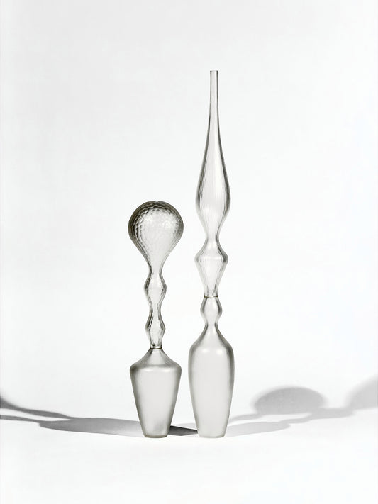 Duo de sculptures OLYMPE · 49.3 × 6.4 cm & 32 × 7.5 cm · Léon & Ulysse