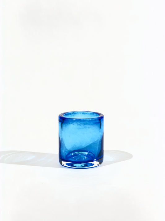 Bougeoir en verre soufflé · bleu azur · Léon & Ulysse