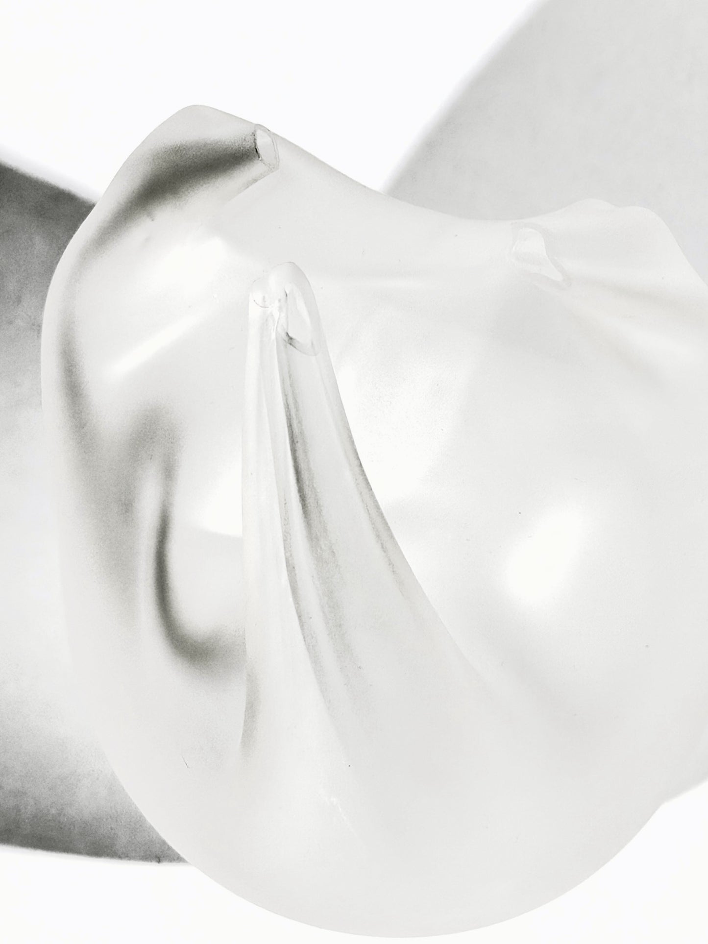 Sculpture Fragment · 31 × 18 cm · Léon & Ulysse