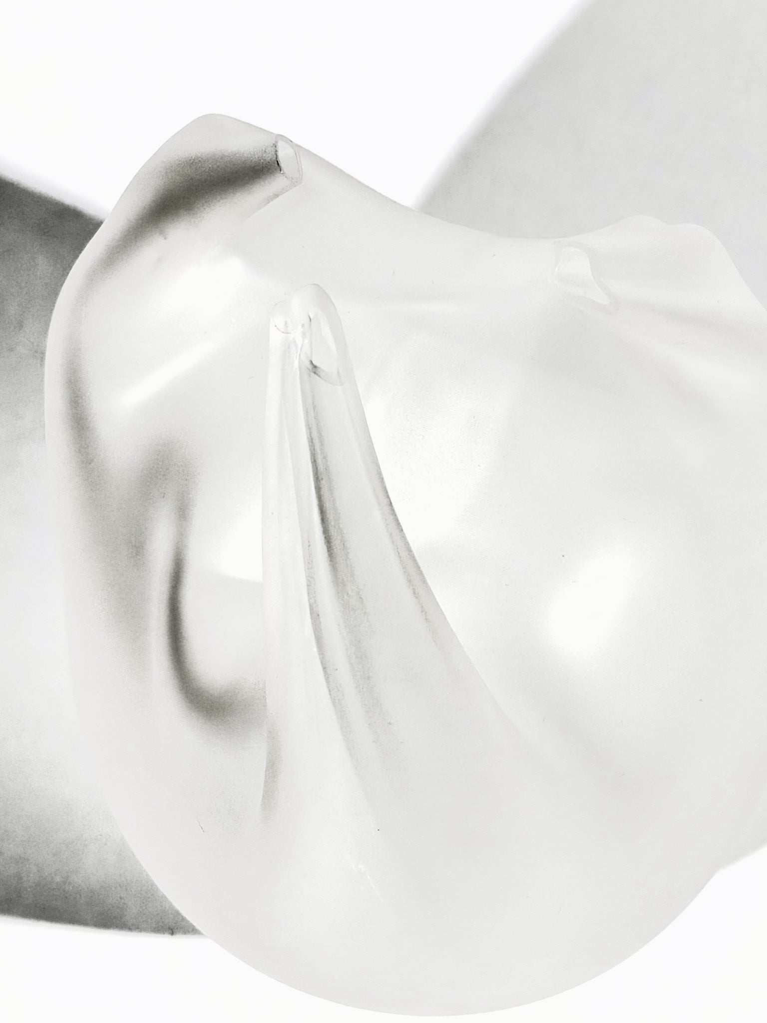 Sculpture Fragment · 31 × 18 cm · Léon & Ulysse