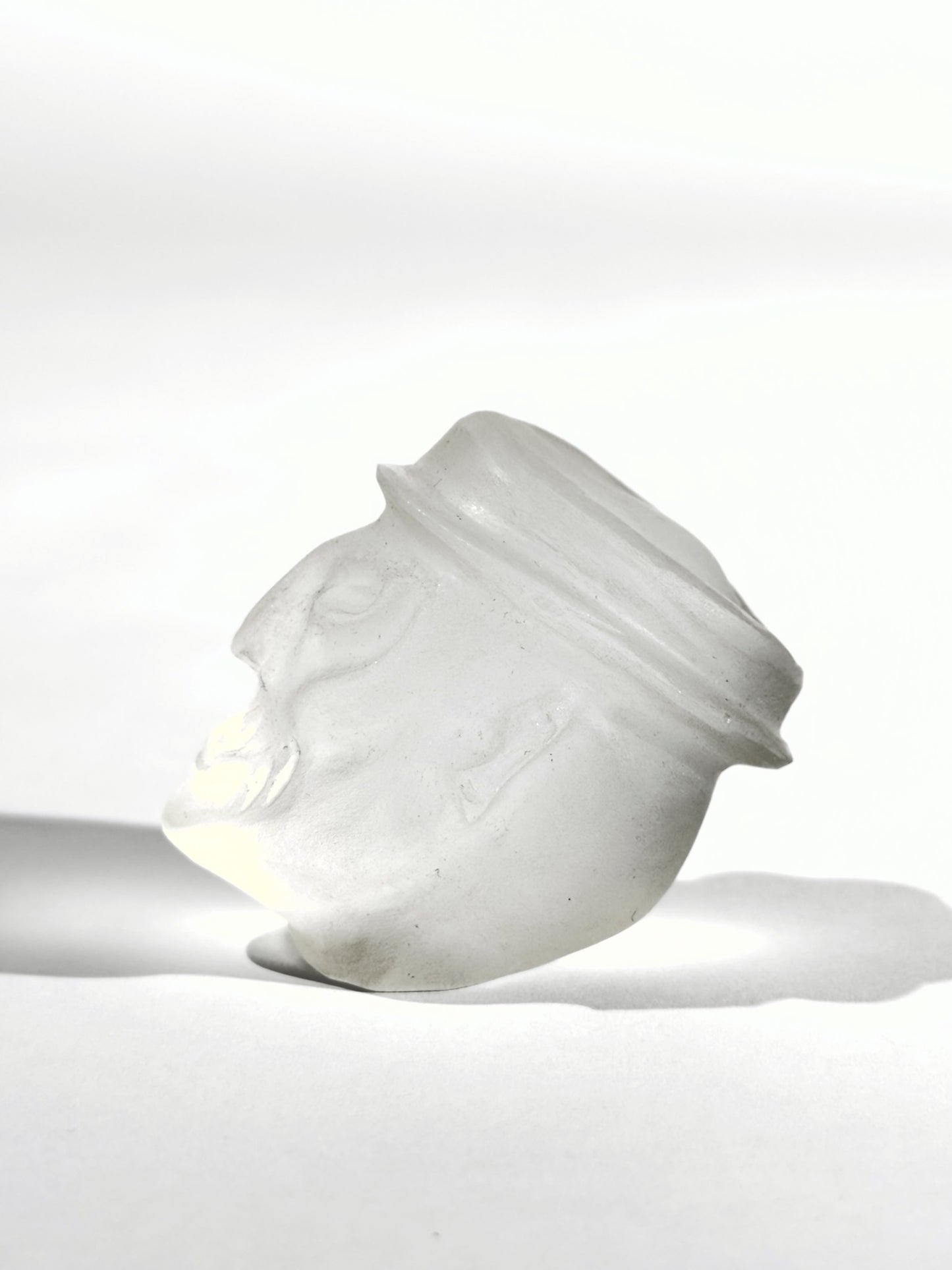 Sculpture Fragment · 4 × 4 cm · Léon & Ulysse