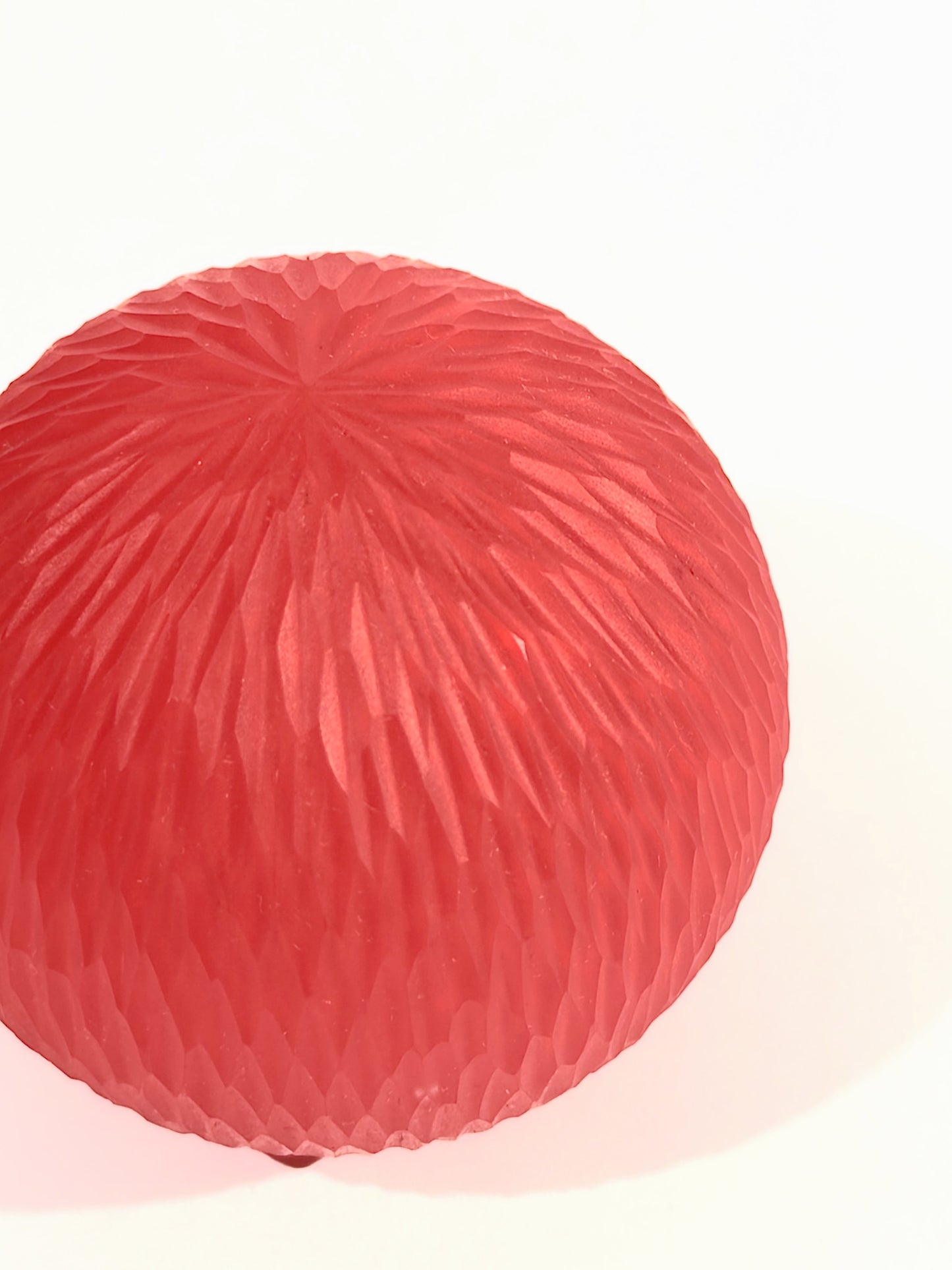 Sphère en verre soufflé · rouge · ⌀ 5.5 cm · Léon & Ulysse