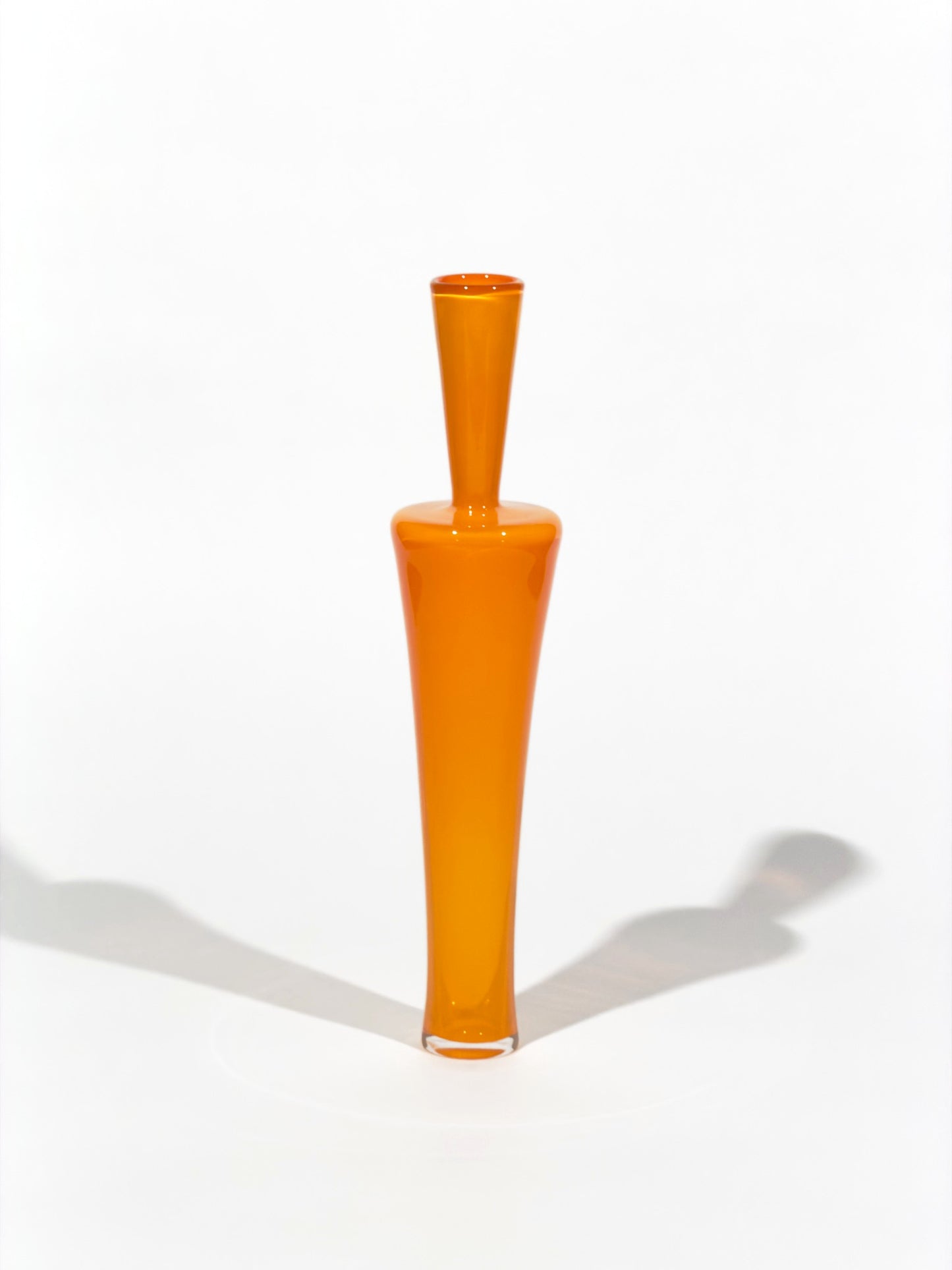 Vase OLYMPE · 31.8 × 7 cm · Léon & Ulysse