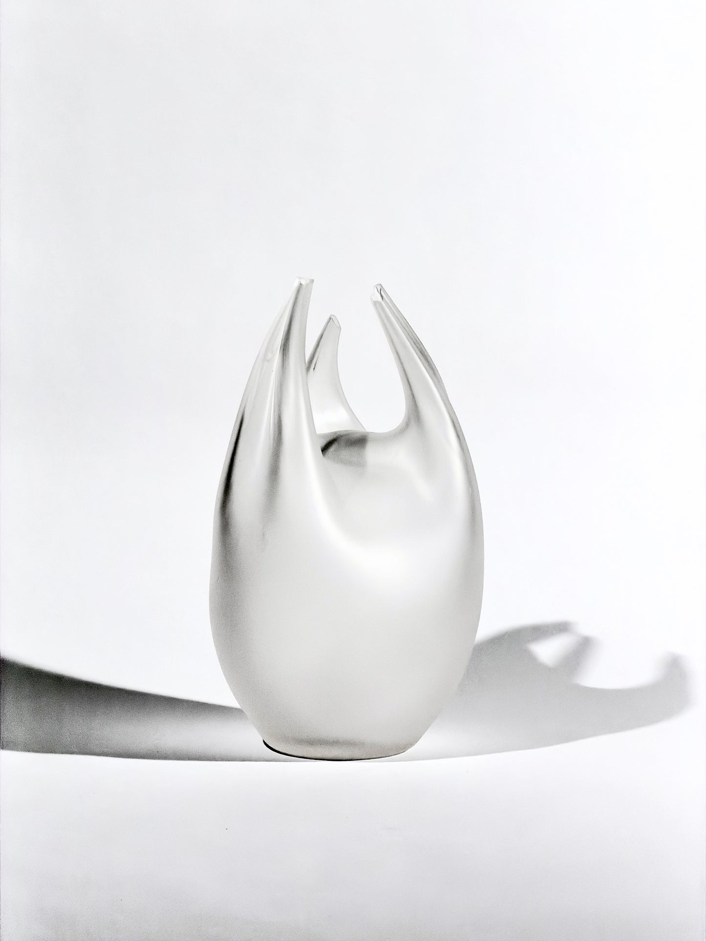 Sculpture Fragment · 31 × 18 cm · Léon & Ulysse