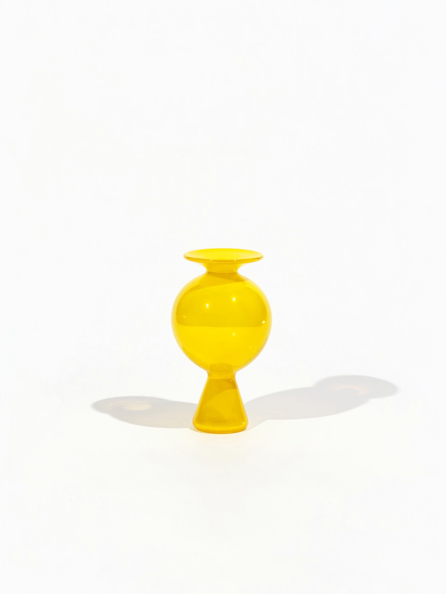 Vase OLYMPE · 14.8 × 8.4 cm · Léon & Ulysse