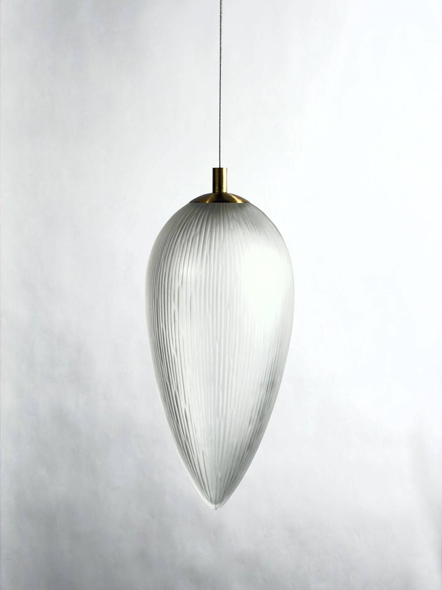 Sculpture GENESIS · 26 × 12.5 cm · Léon & Ulysse