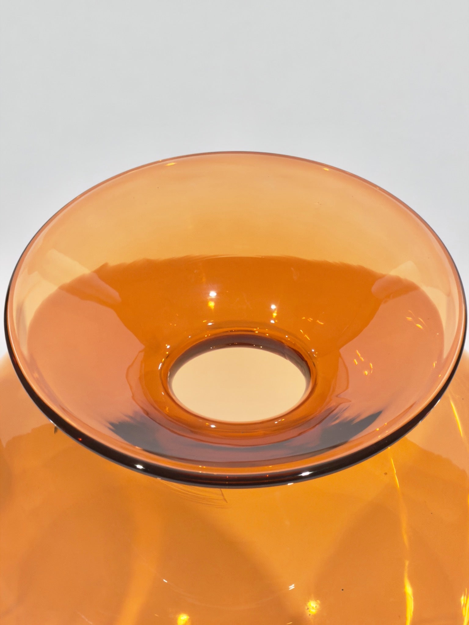 Vase OLYMPE · 27.8 × 17.5 cm · Léon & Ulysse