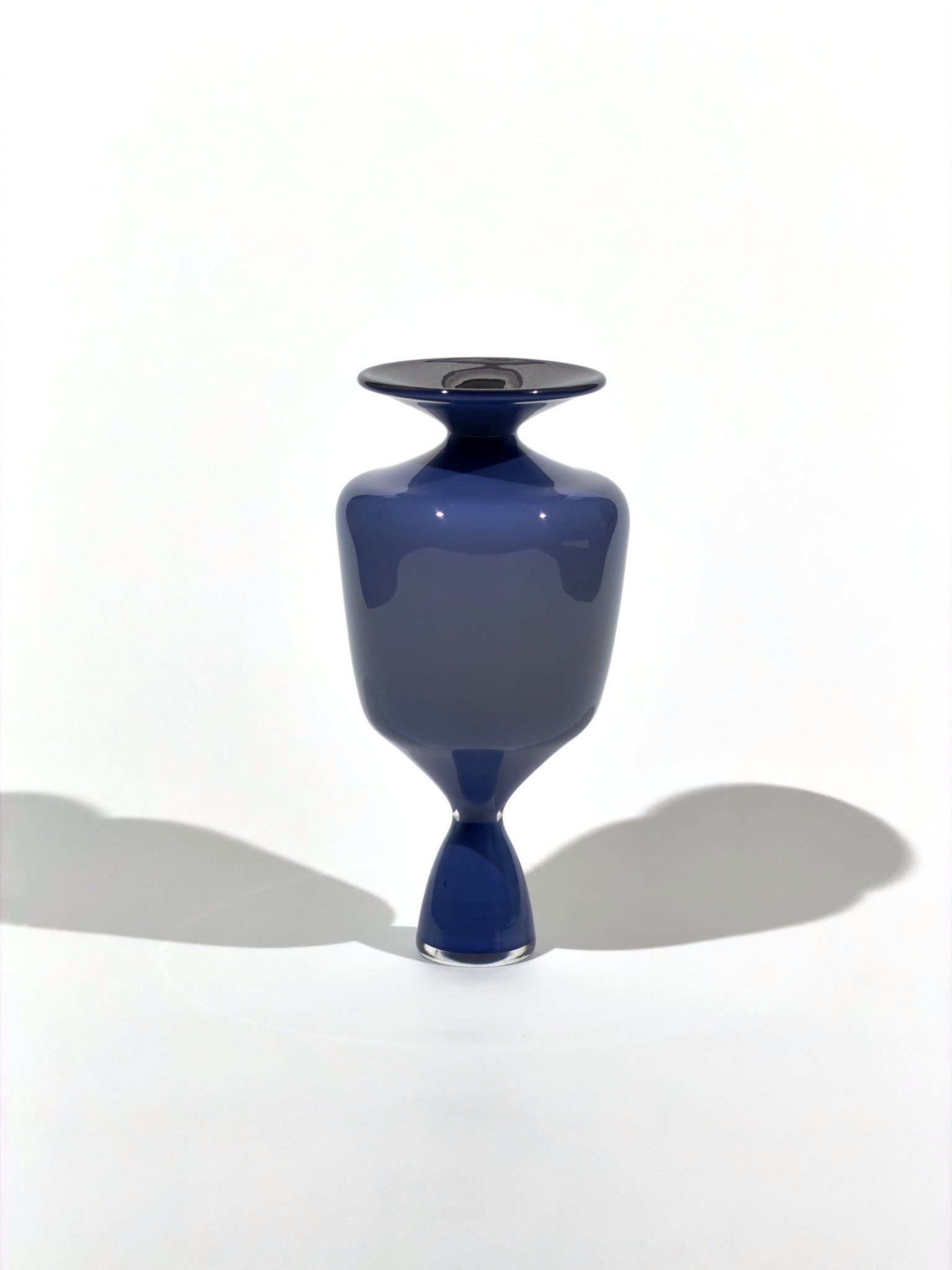 Vase OLYMPE · 22.9 × 11.2 cm · Léon & Ulysse