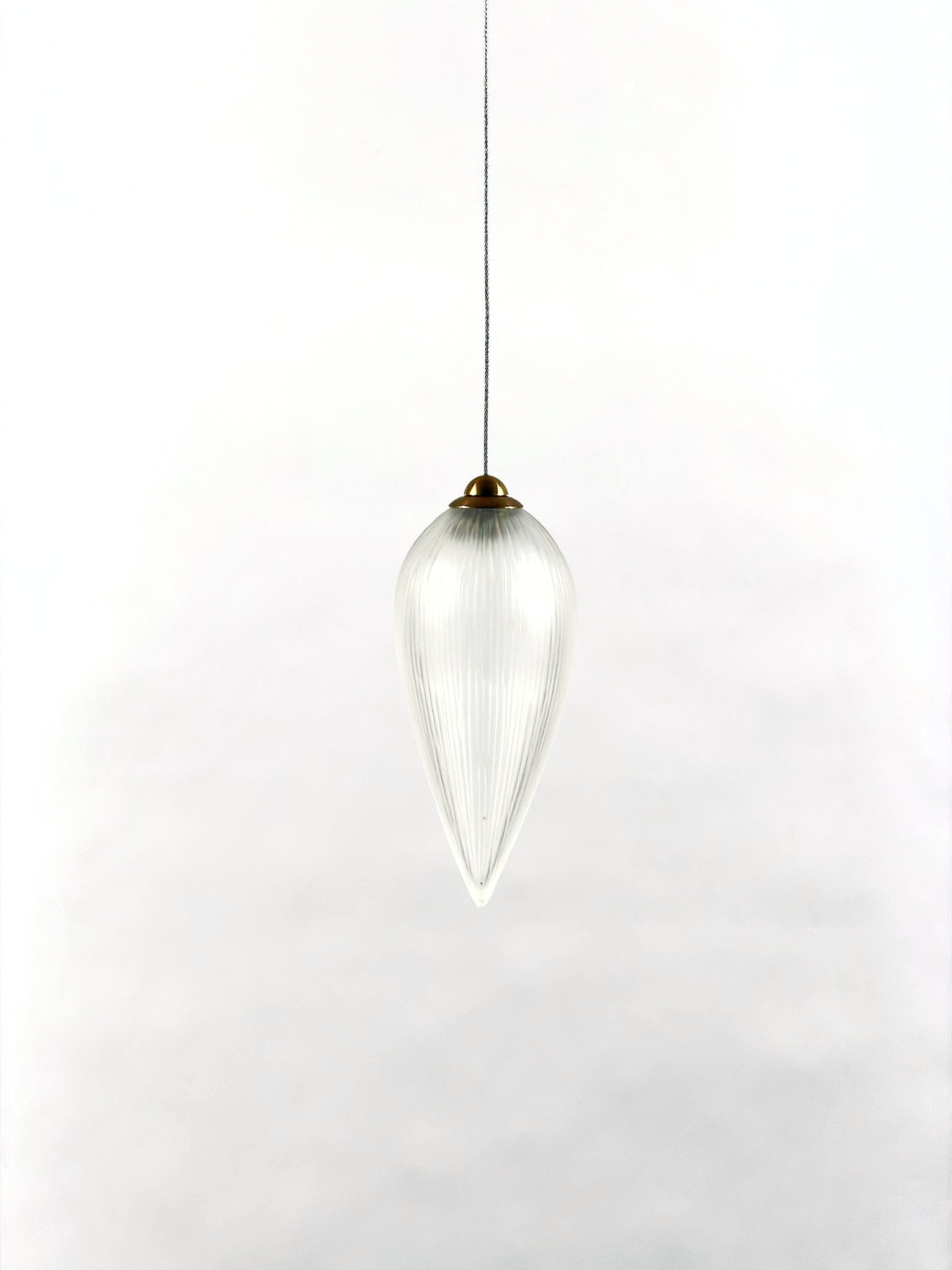 Sculpture GENESIS · 17.5 × 7.5 cm · Léon & Ulysse