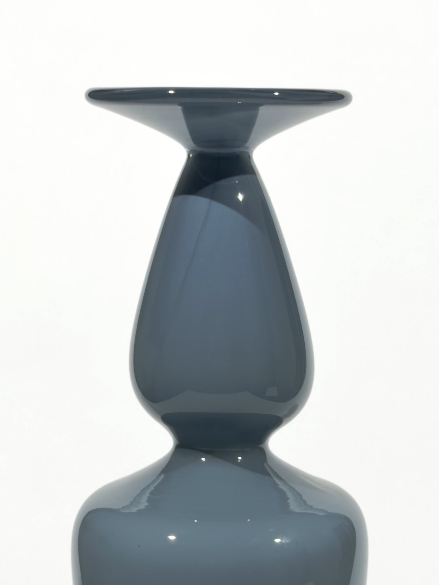 Vase OLYMPE · 44.2 × 10.9 cm · Léon & Ulysse